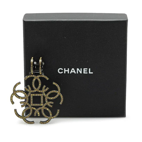 CHANEL Black Logo Earrings - Picture 4 of 4